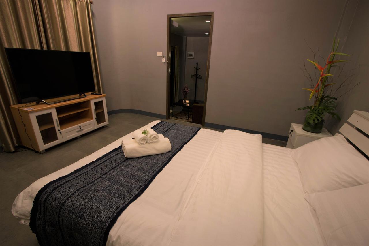 Casa Malee Hotel Чиангмай Екстериор снимка